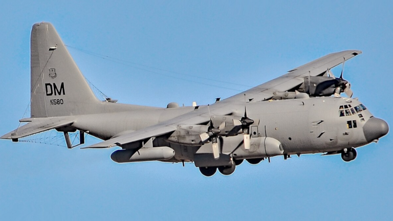 Iran : Téhéran abat des avions américains, les dirigeants RN applaudissent l'absurde !