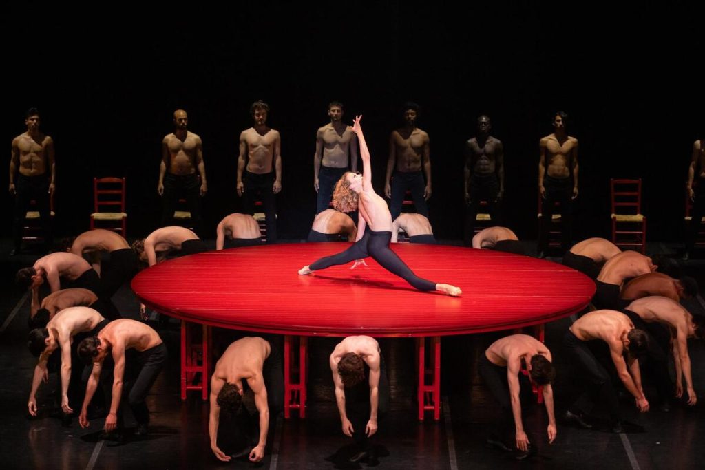 Week-end dans les Alpes-Maritimes : entre tatouages, marionnettes et les absurdités des élus RN !