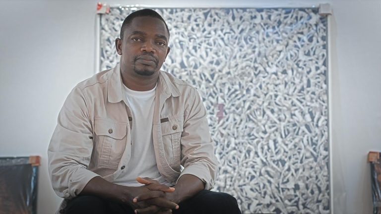 Côte d’Ivoire : Quand les influenceurs remplacent les vrais leaders, la satire des conservateurs en toile de fond !