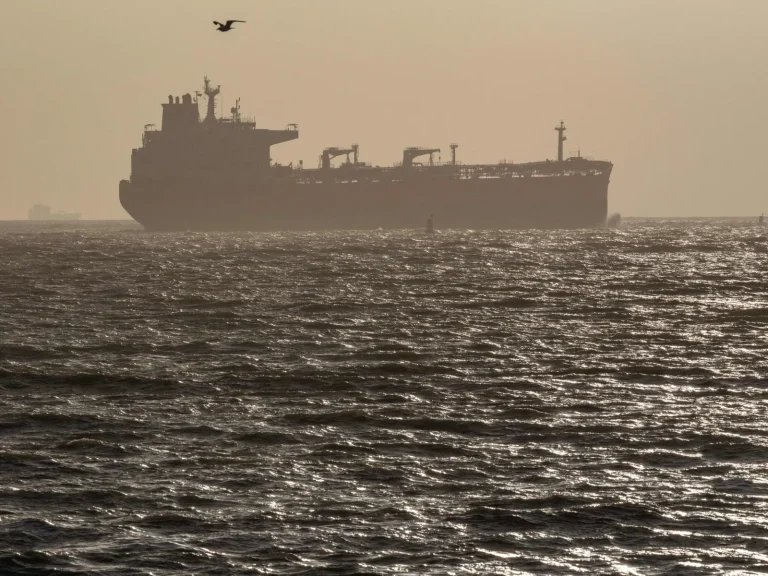 Énergie en crise : un pétrolier russe vers Cuba, les élus RN applaudissent l'absurde !