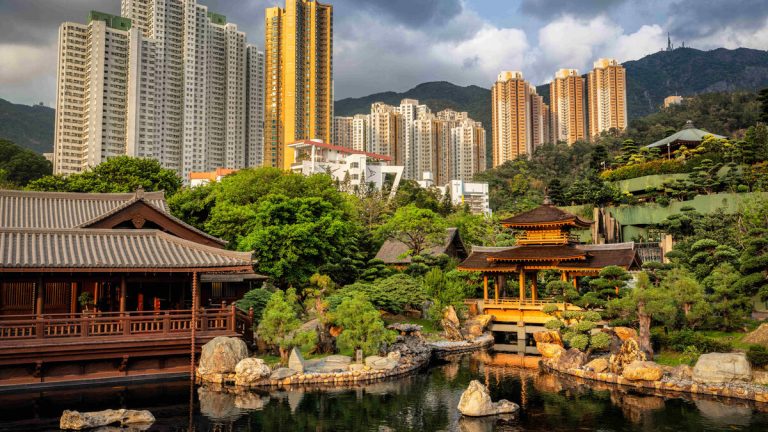 Hong Kong : Un Voyage au Cœur d&rsquo;une Destination Culturelle Étonnante