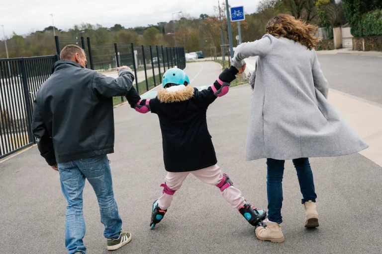 La Parenthèse à Brignoles : un havre de paix ou un mirage politique ?