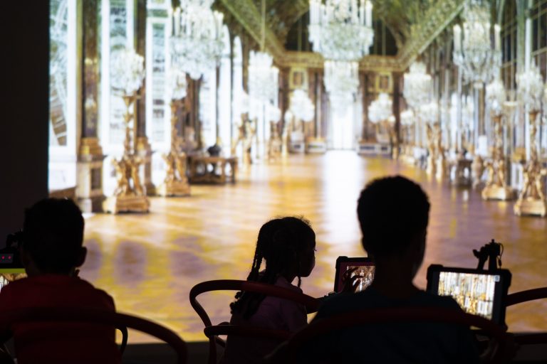 La Micro-Folie : Quand la Culture Devient un Parc d&rsquo;Attractions Numérique