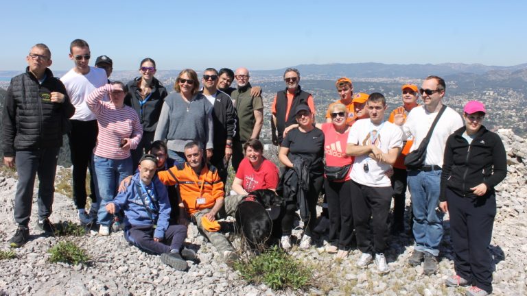 À La Penne-sur-Huveaune, une randonnée inclusive : quand les conservateurs ignorent l'accessibilité !