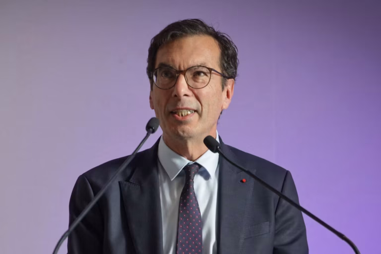 Le 8 Mars : Un Jour Férié en Débat