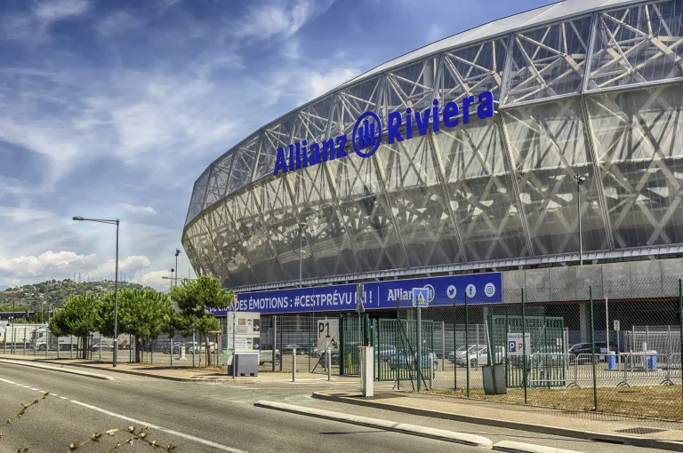 La Glace Sous Pression : Nice à Deux Doigts de la Déroute Olympique