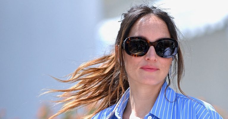 Anaïs Demoustier : De la scène à la Fashion Week, mais où est la politique ?