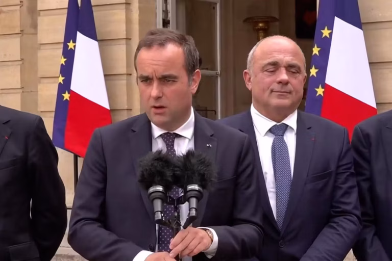 Travail le 1er Mai : Une Victoire de la Conformité ?