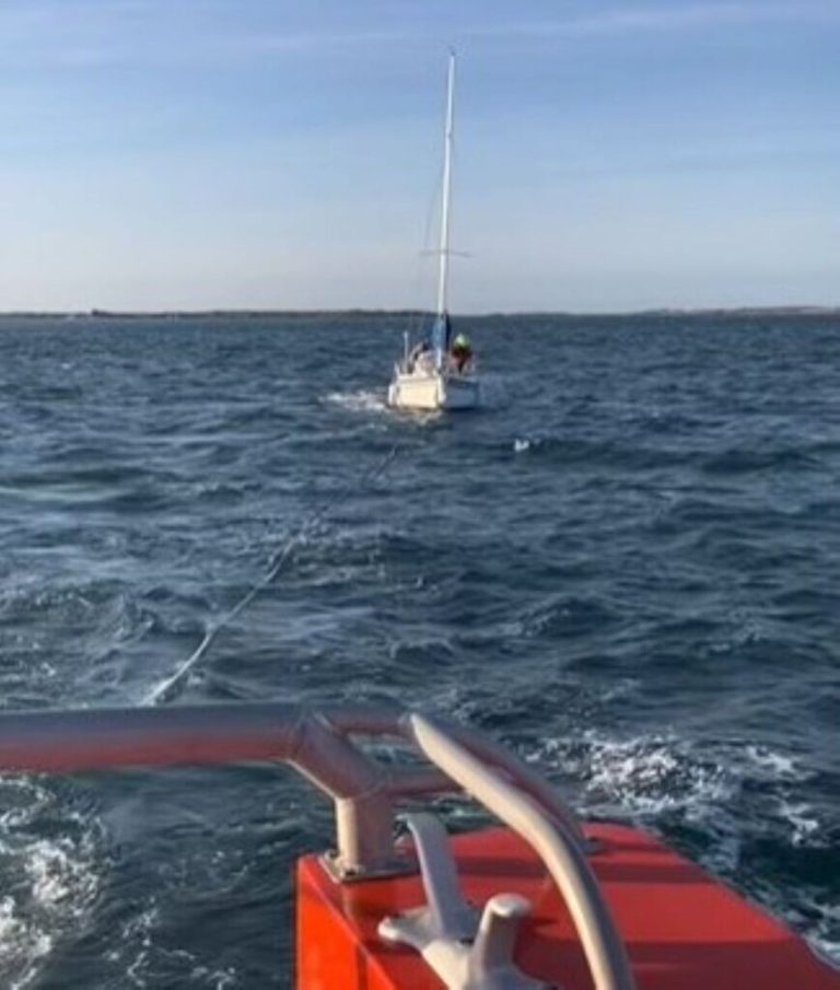 Trébeurden : un voilier en difficulté secouru par les sauveteurs des Côtes-d&rsquo;Armor