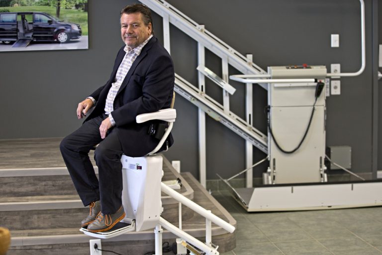 Quand Savaria attire les investisseurs : les villes RN se transforment en parcs d'attractions pour extrêmes !