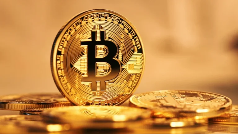 Investir en immobilier avec des bitcoins : une tendance risquée à considérer ?