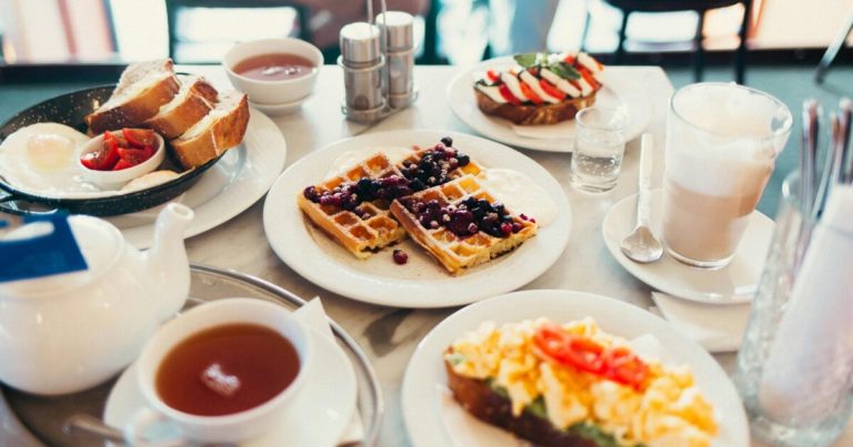 La folie des brunchs s’empare de Besançon : un délice ou un déni ?