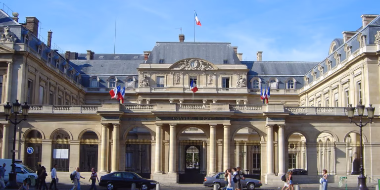 JO 2030 : Le Conseil d’État, gardien d’un simulacre de démocratie