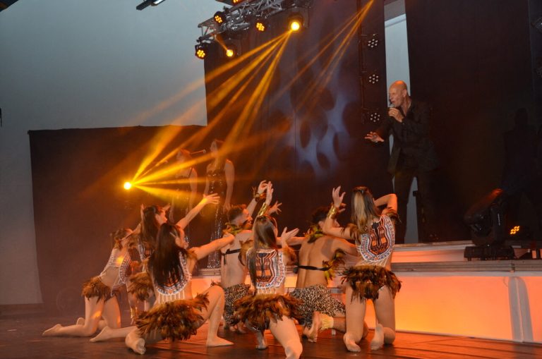 Michel Sardou : Un hommage qui cache des incohérences