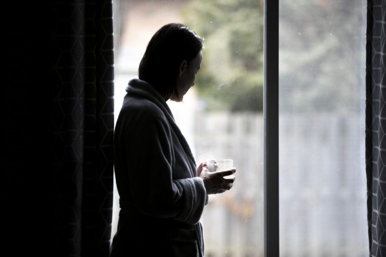 La parentalité au Québec : entre solitude et fragilité mentale