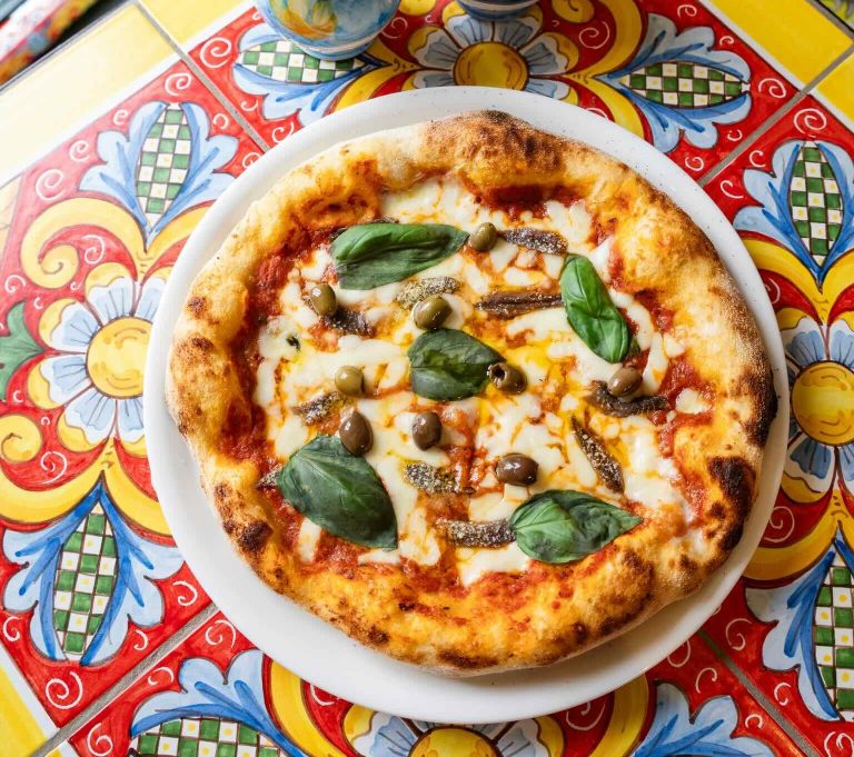 Casa Capri : La Dolce Vita aux Cardeurs, ou l&rsquo;Illusion d&rsquo;un Paradis