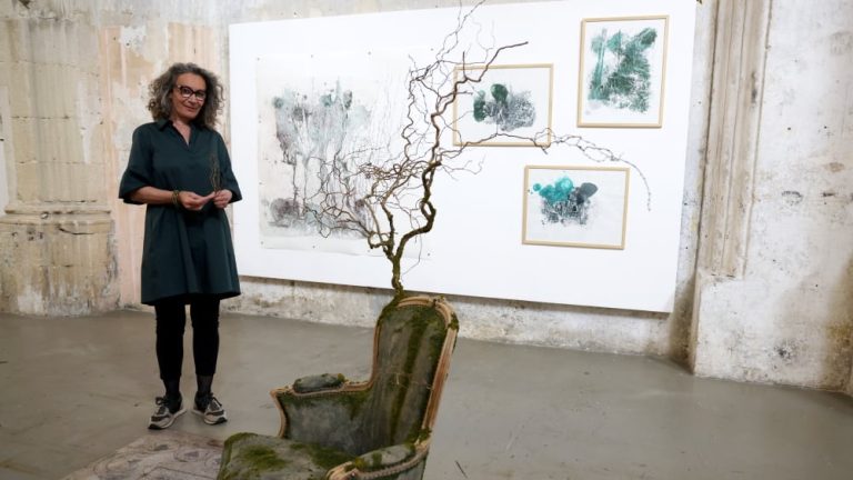 Arles : Quand l&rsquo;Art Respire le Monde, mais Pas les Idées