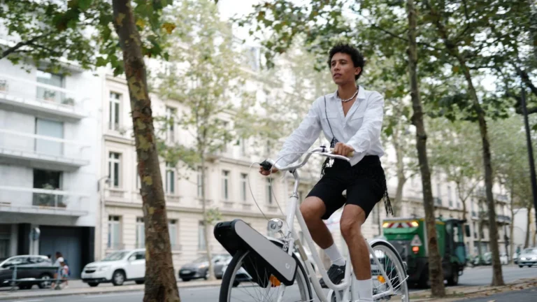 Clip Bike : La Révolution Électrique ou le Retour à la Bicyclette ?