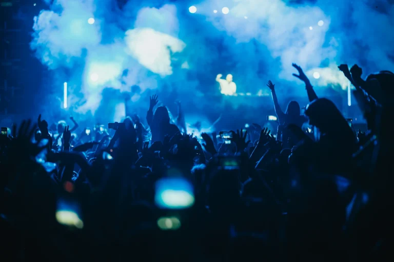 Festivals en Touraine : Quand la musique cache l&rsquo;absurde