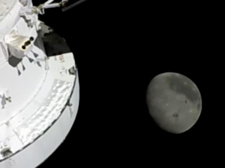 Artémis II : L’odyssée lunaire ou le cirque médiatique ?