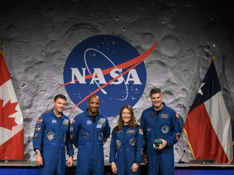 L&rsquo;illusion spatiale : entre exploits et désillusions