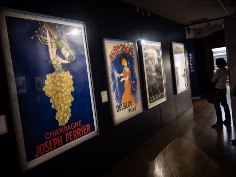 L&rsquo;Exposition « Ivresse » à Toulouse : Entre Éloge et Mise en Garde