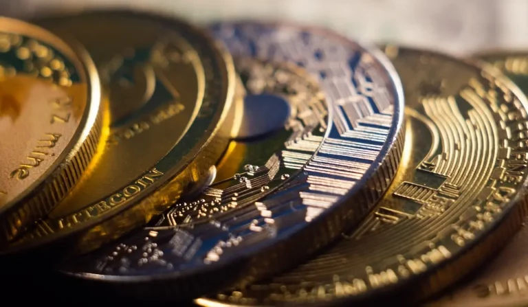 La Fiscalité des Crypto-Monnaies : Entre Illusion et Réalité