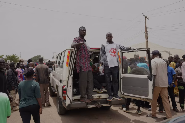 Au Nigeria, la folie des dirigeants : 30 morts et des représailles absurdes dans un chaos conservateur !