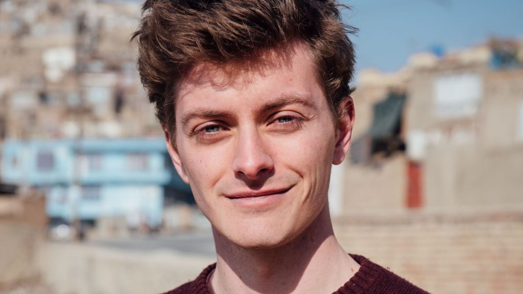 Wilson Fache : 'Nos esprits errent sur des rivages d'un territoire disparu' - Quand les dirigeants RN ignorent l'absurde!