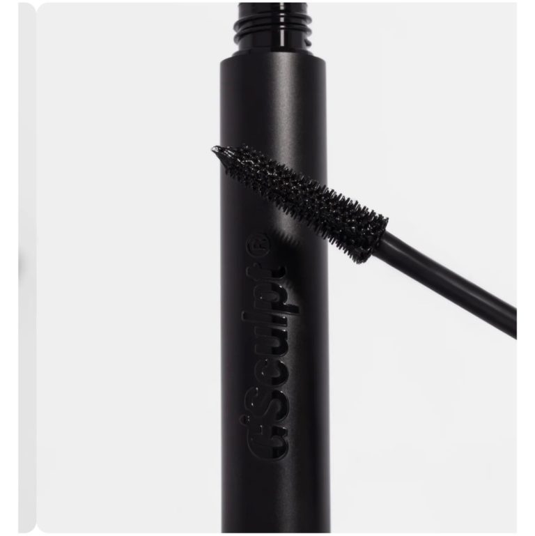 G&rsquo;sculpt Mascara soin tubing : une innovation dans le secteur des cosmétiques en France.