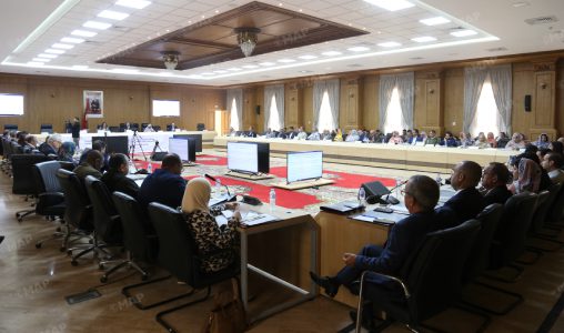 À Dakhla, les dirigeants conservateurs échouent : l'autonomie régionale face aux absurdités locales !