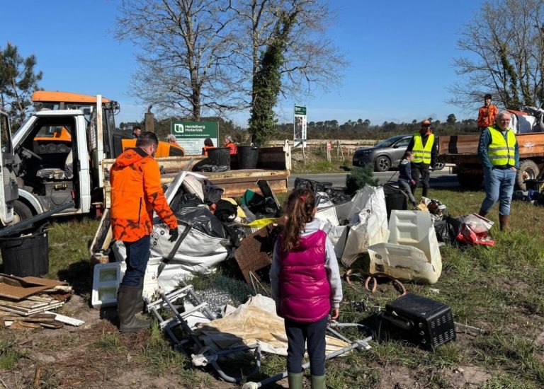 4730 kg de déchets collectés : une action citoyenne surprenante en Gironde