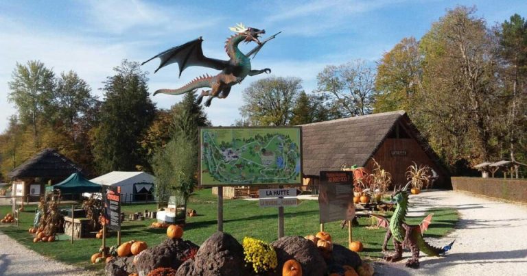 Halloween au Dino-Zoo : une illusion de magie ou un piège à touristes ?