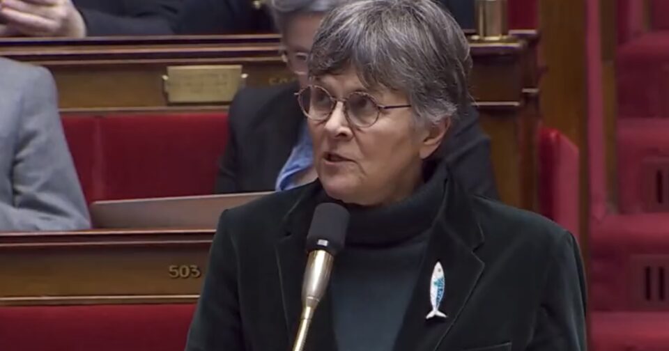 Dominique Voynet dénonce les suppressions de postes et de classes dans le Doubs