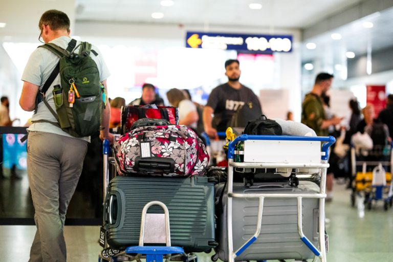 Voyage ou cauchemar : comment la guerre en Iran transforme nos escapades en casse-tête financier