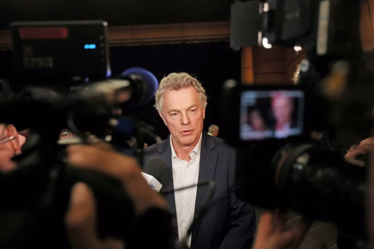 Fabien Roussel claque la porte à LFI : une rupture qui révèle l'absurdité des dirigeants RN !