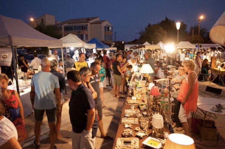 Marché artisanal organisé par la MFR d’Oisemont le 30 avril pour soutenir les producteurs locaux.
