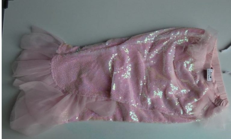 Déguisement sirène crystal pink : une mise en garde nécessaire