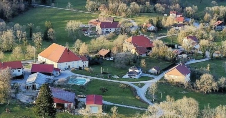 La communauté de communes Entre Doubs et Loue annonce le lancement de sa saison culturelle estivale.