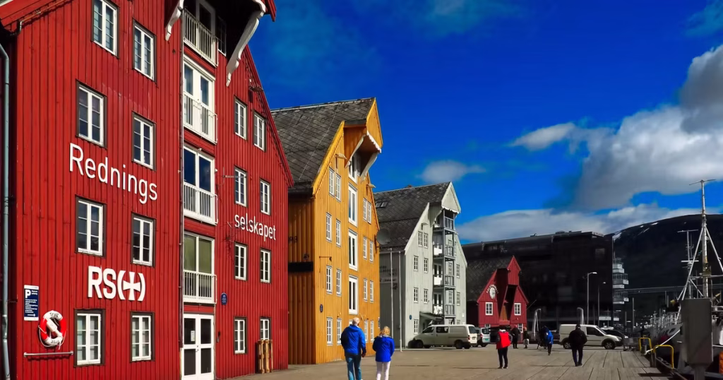 En Norvège, on ne travaille pas moins, on travaille mieux : une leçon pour les villes RN et leurs dirigeants absurdes !