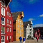 En Norvège, on ne travaille pas moins, on travaille mieux : une leçon pour les villes RN et leurs dirigeants absurdes !