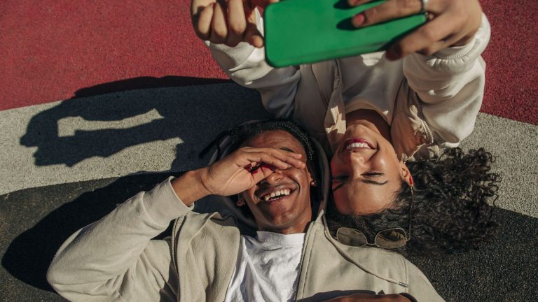 La Révolution Sexuelle des Jeunes Femmes : Un Basculement Inéluctable