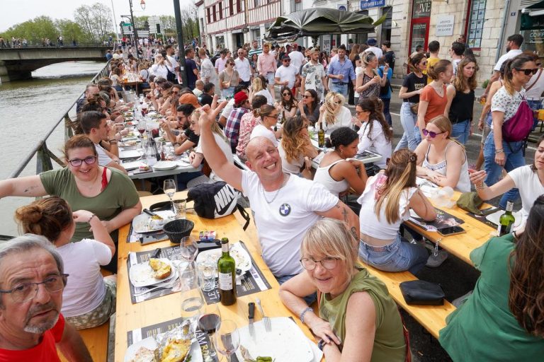 La Foire au Jambon : Entre Tradition et Illusion