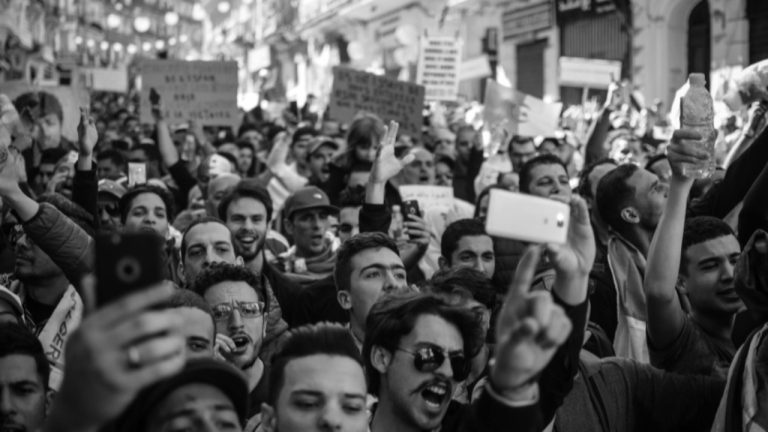 Révolution ou Réforme ? Le Premier Mai à Nice, entre Manif et Manipulations