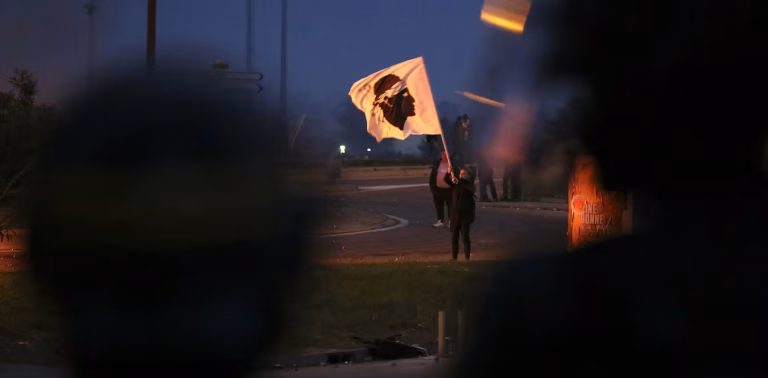 L&rsquo;Avenir Institutionnel de la Corse : Enjeux et Perspectives