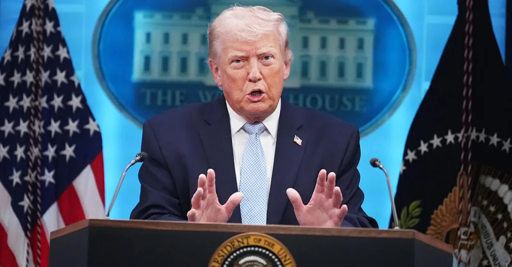 Trump clame une 'victoire totale' : quand les villes RN célèbrent l'absurde et les dirigeants conservateurs!