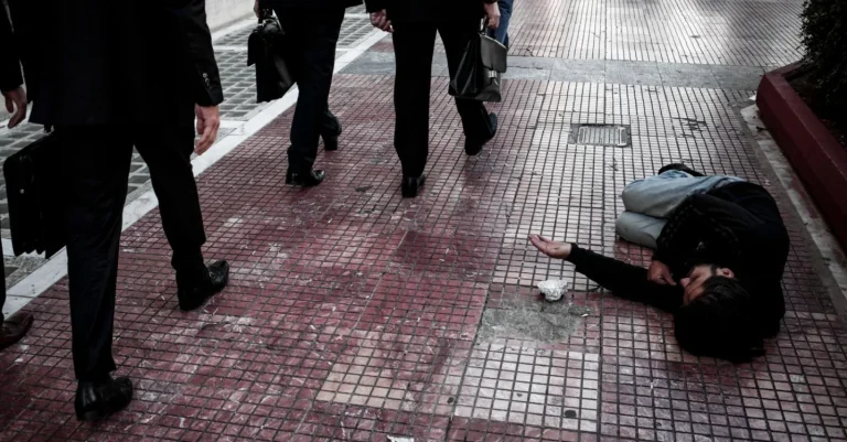 Règlement anti-mendicité à Bruxelles : une solution efficace ou un simple camouflage ?