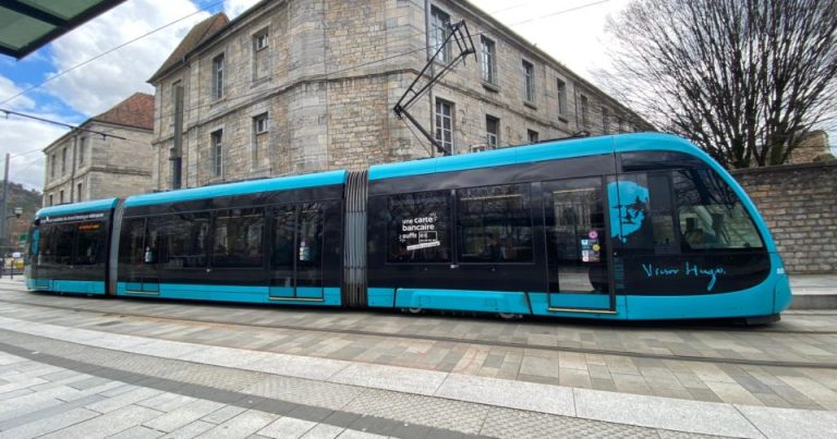 Transports : circulation des bus et tram Ginko le 1er mai confirmée par la mairie.