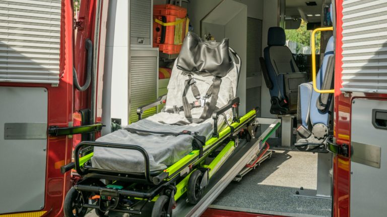 Grève des ambulanciers : Quand le service public s&rsquo;effondre sous le poids du mépris
