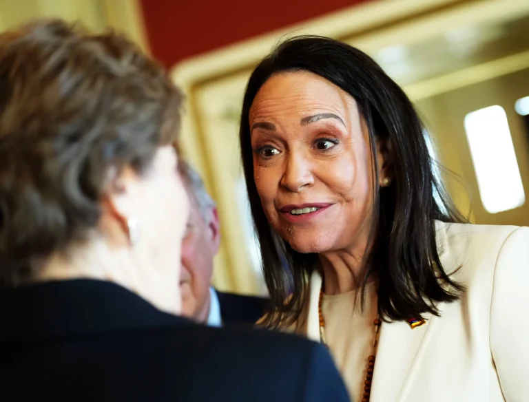 Rencontre entre Maria Corina Machado et Emmanuel Macron : enjeux et implications